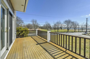 Multi-Level Marion House Loft, Deck and Ocean Views